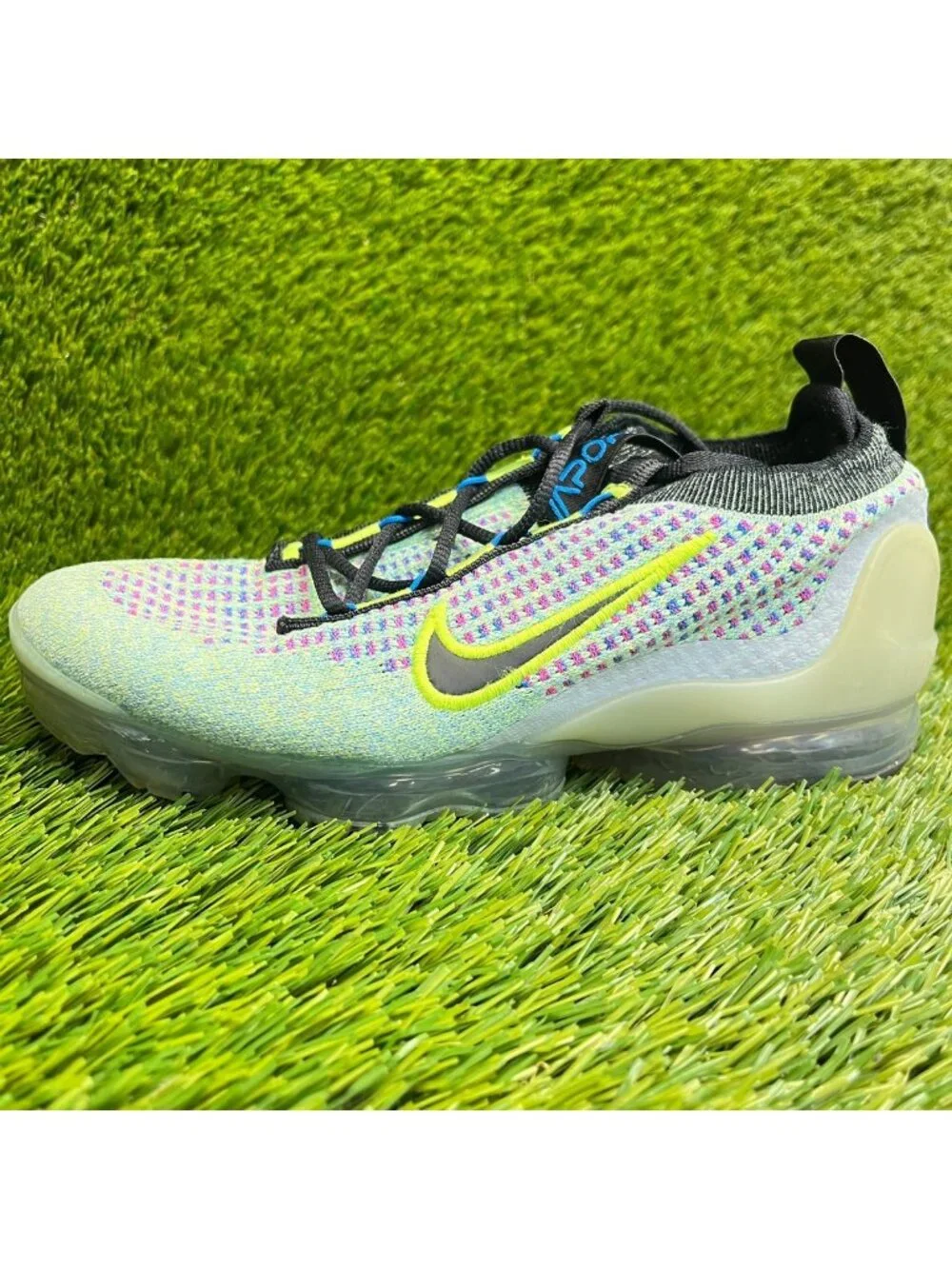 Nike Air VaporMax 2021 Flyknit Boys Size 4Y Green Blue Running Shoes Sneakers